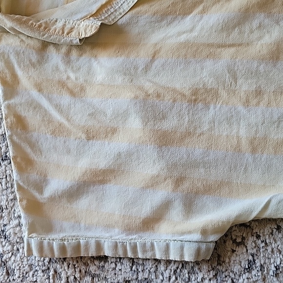 Patagonia Women's Organic Cotton/Hemp Button Down Short Sleeve Shirt Size Large - Picture 4 of 7